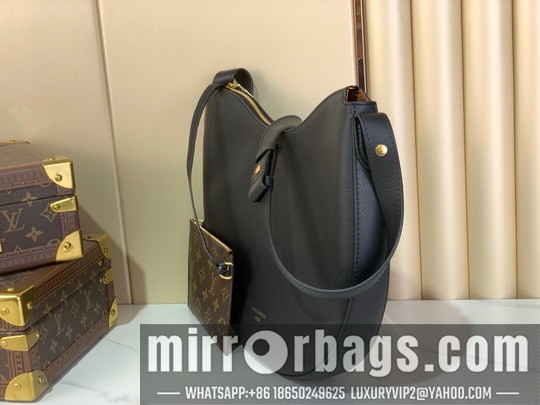 LV Bags Low Key m14417 26x5x32cm gf