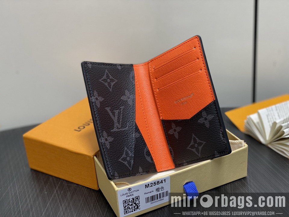 LV Bags M25841 11.1x1x7.5cm gf