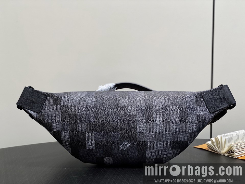 LV Bags Rush M14920 15x8x30cm gf