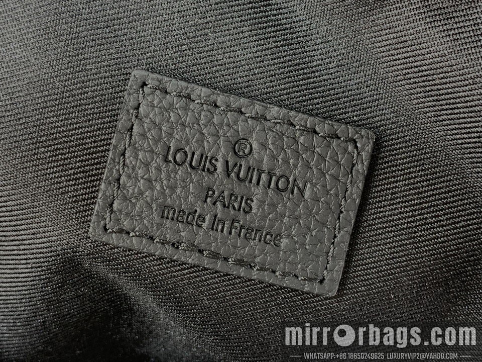 LV Bags Avenue M15255 16x33x5.7cm gf
