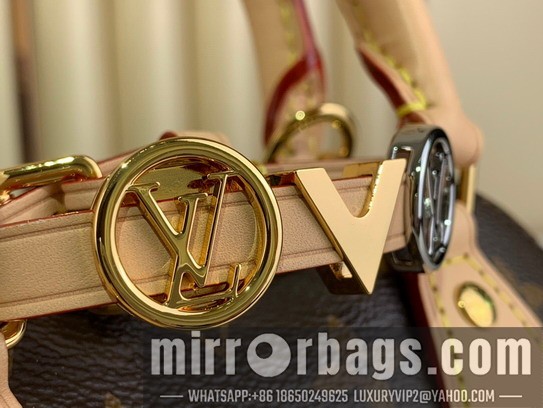 LV Bags Alma M14339 18x12x8cm gf1
