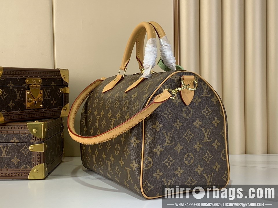 LV Bags Speedy M12243 30x21x17cm gf2