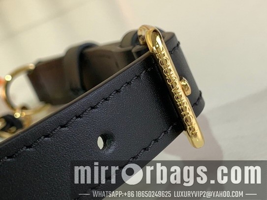 LV Bags Bumbag m14353 31x15x6cm gf