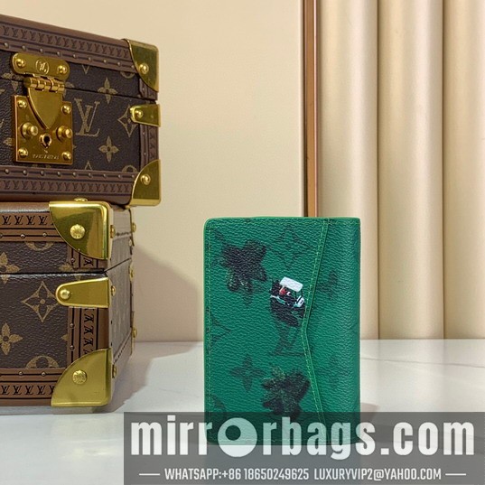 LV Bags m14880 7.5x11.1x1cm gf
