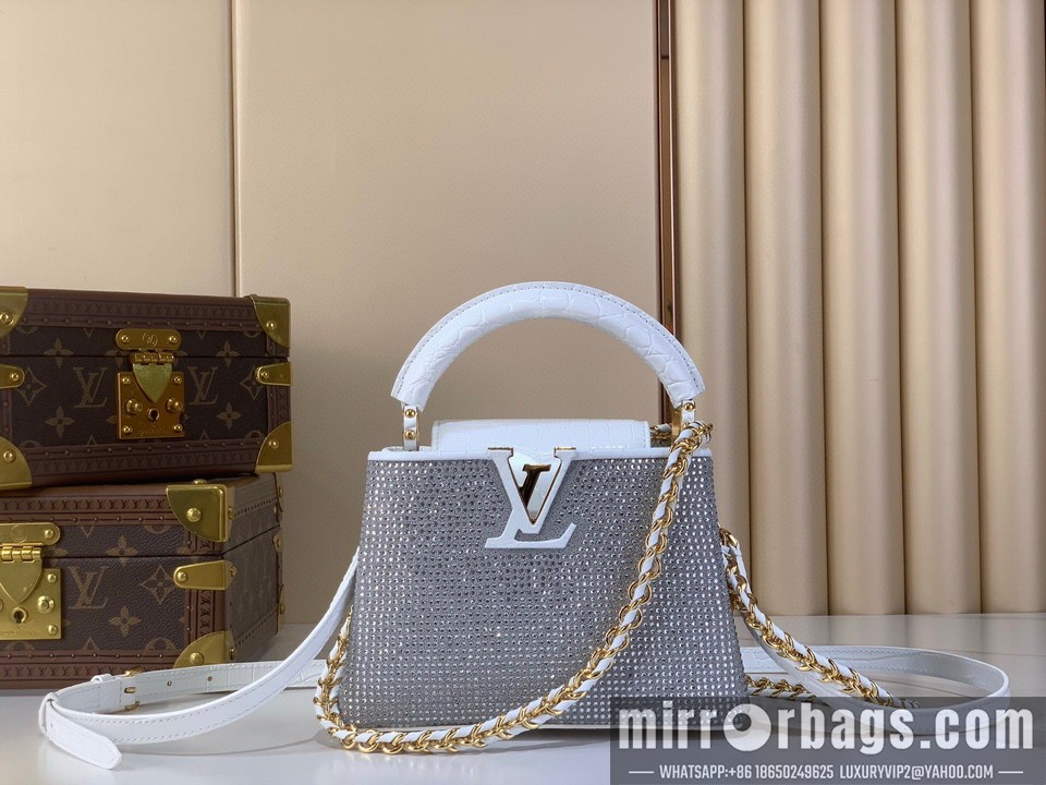 LV Bags Cap M83088 12x8x22cm gf