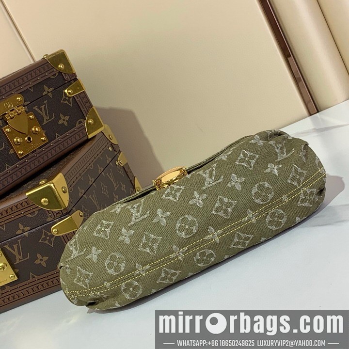 LV Bags Vintage M95050 26x15x9cm gf