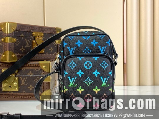 LV Bags Pharrell Williams M13898 13.5x20x8cm gf