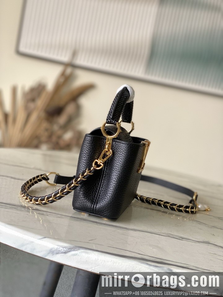 LV Bags Cap M25611 16x11x6cm gf1