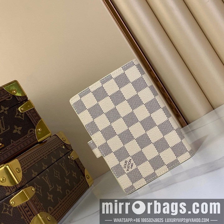 LV Bags R20005 14.5x2x10cm gf1