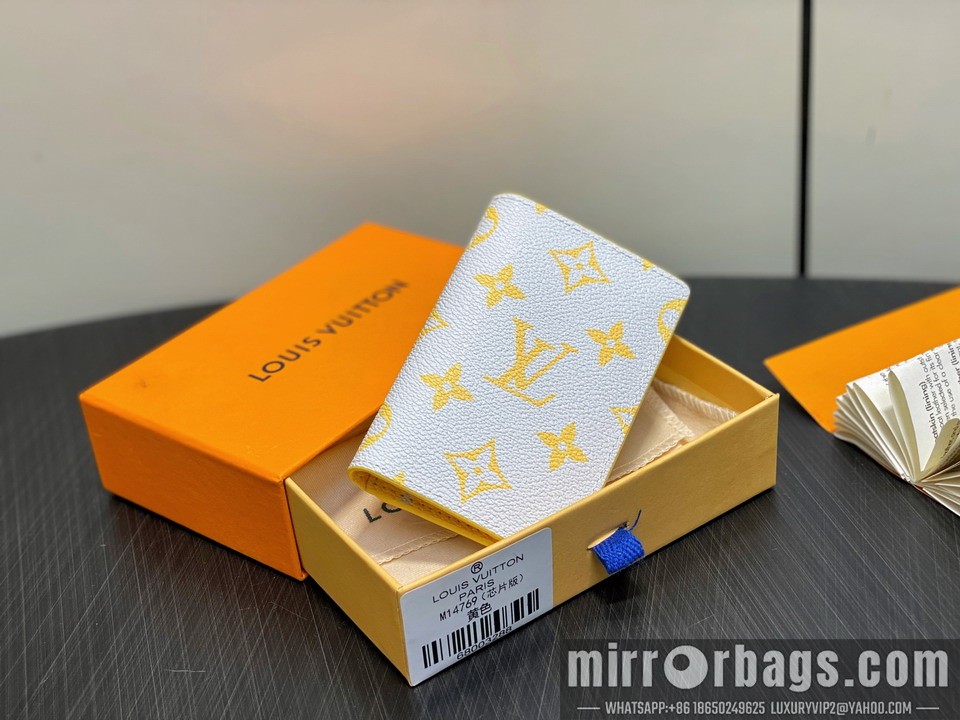 LV Bags M14769 11.1x1x7.5cm gf1