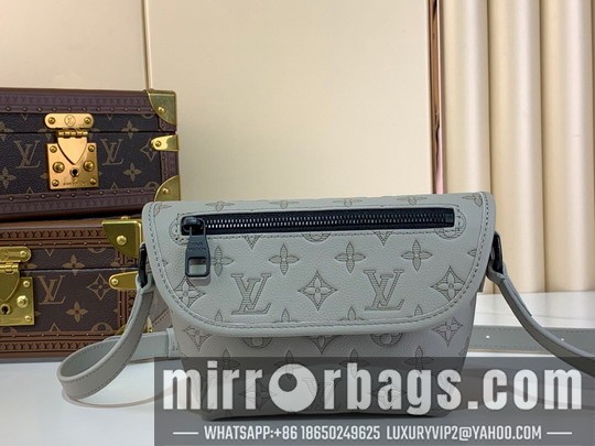 LV Bags Pulse m12636 16x5x22.5cm gf