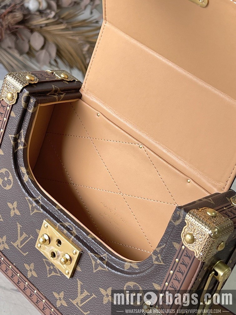 LV Bags Montsouris M15166 17x7x22cm gf