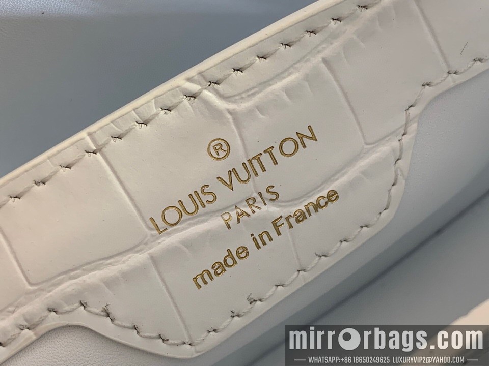 LV Bags Cap M83088 12x7x16cm gf