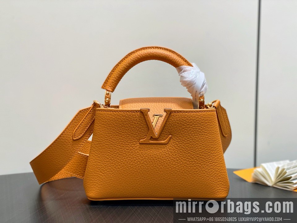 LV Bags Cap M23703 21x13.6x8cm gf