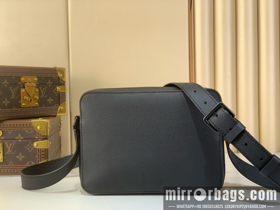 LV Bags Boarding m15265 18x9x24cm gf