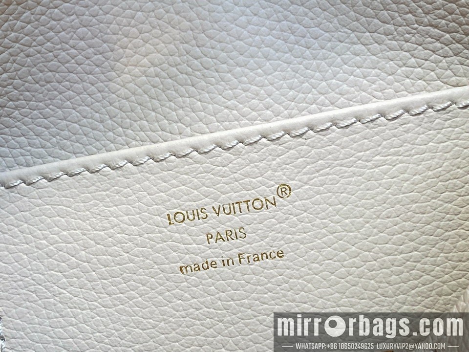 LV Bags Cap M14370 33x24x12cm gf1