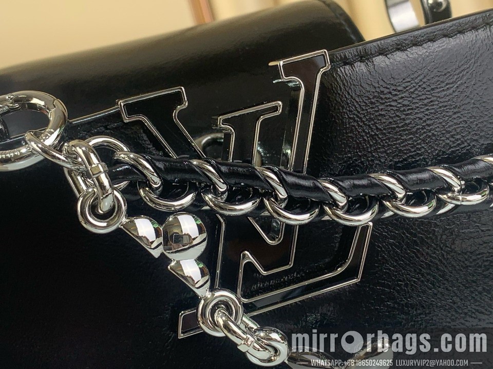 LV Bags Cap m25492 14x8x21cm gf