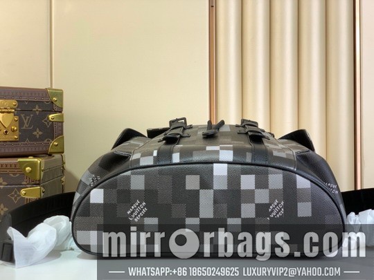 LV Bags Christopher M14952 44x12.5x38cm gf