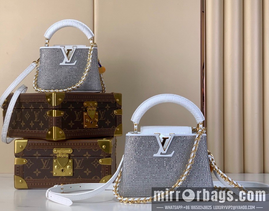 LV Bags Cap M83088 12x8x22cm gf