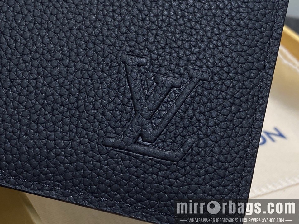 LV Bags Multiple M25944 11x11x15cm gf