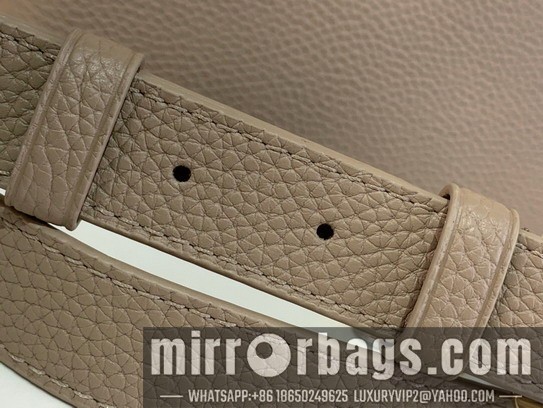 LV Bags Cap m12938 14x8x21cm gf1