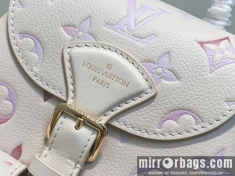 LV Bags Backup M15113 20x22x14cm gf