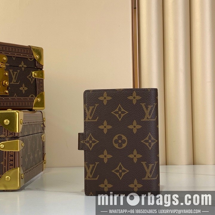 LV Bags R20005 14.5x2x10cm gf10