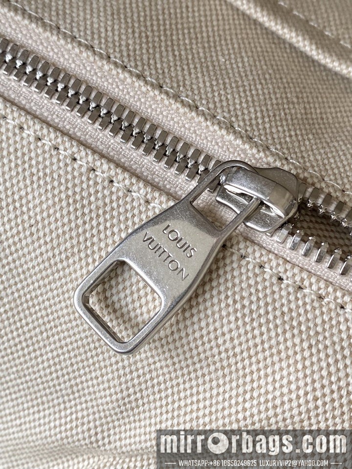 LV Bags Christopher M13863 38x44x12.5cm gf