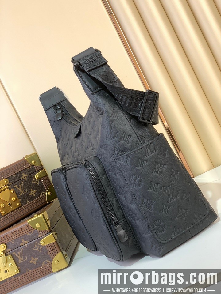 LV Bags Cargo M14778 27x19.7x34.5cm gf