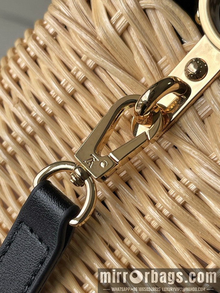 LV Bags Cap M26003 21x14x8cm gf