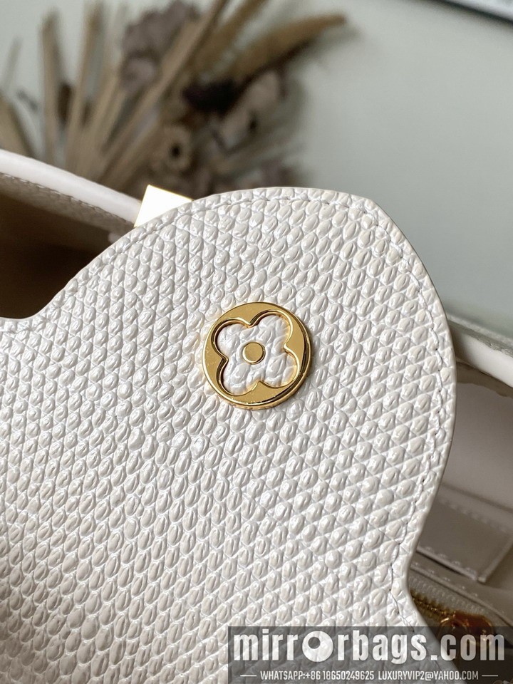 LV Bags Cap M25611 27x17.3x9cm gf