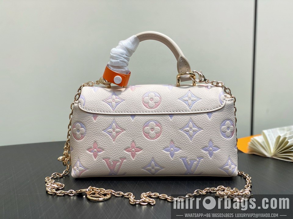 LV Bags Madeleine M25596 12.5x6x21cm gf
