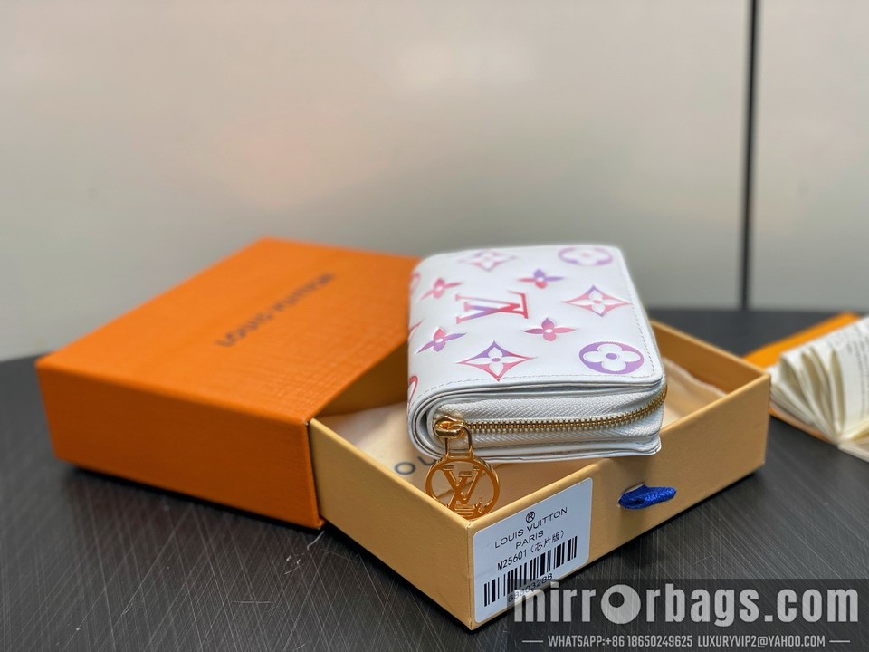 LV Bags Zippy M25601 11x8.5x3cm gf