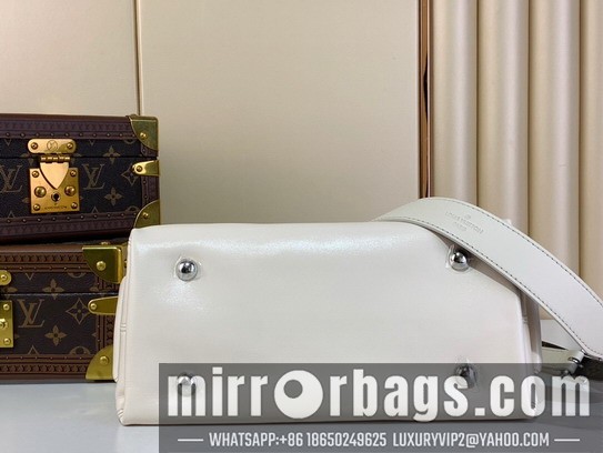 LV Bags CarryAll M24861 33.5x23x15cm gf1