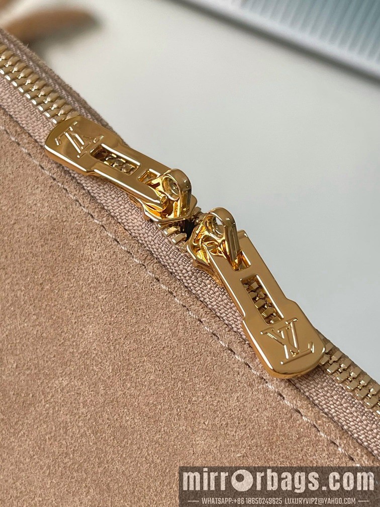 LV Bags Express St M26358 24x18.5x36cm gf