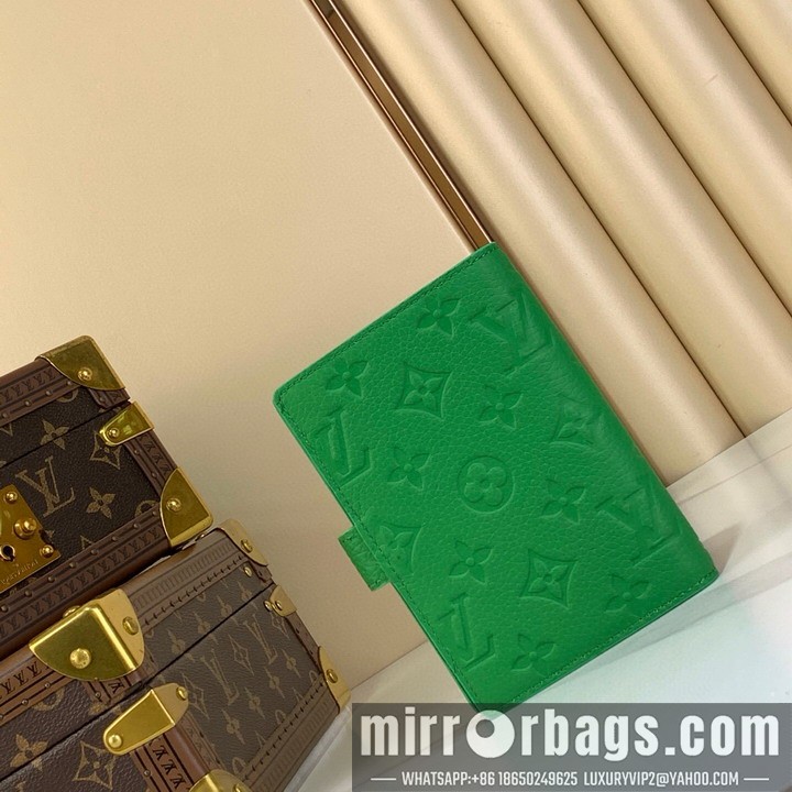 LV Bags R20005 14.5x2x10cm gf11