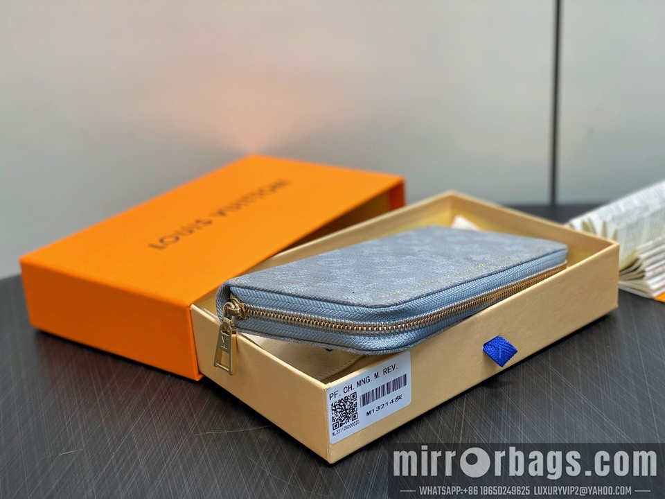 LV Bags Zippy M13214 19.5x10.5x2.5cm gf