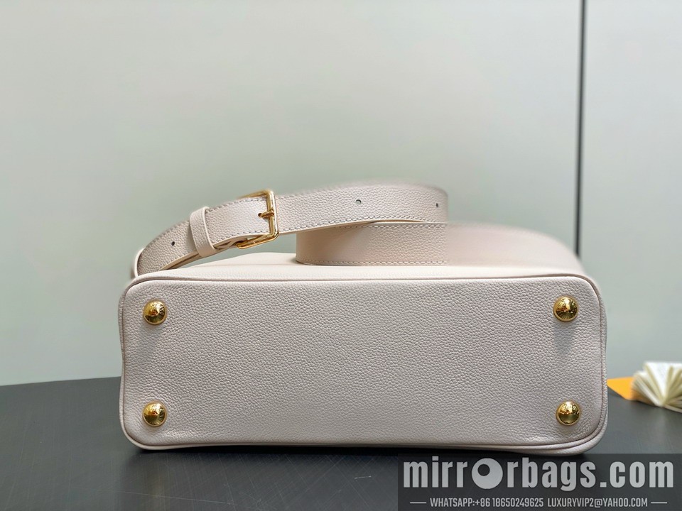 LV Bags Cap M14370 33x24x12cm gf1