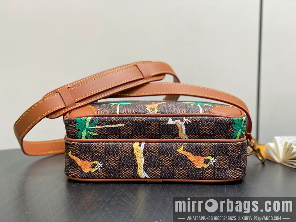 LV Bags Nil M14016 17.5x11x25cm gf1