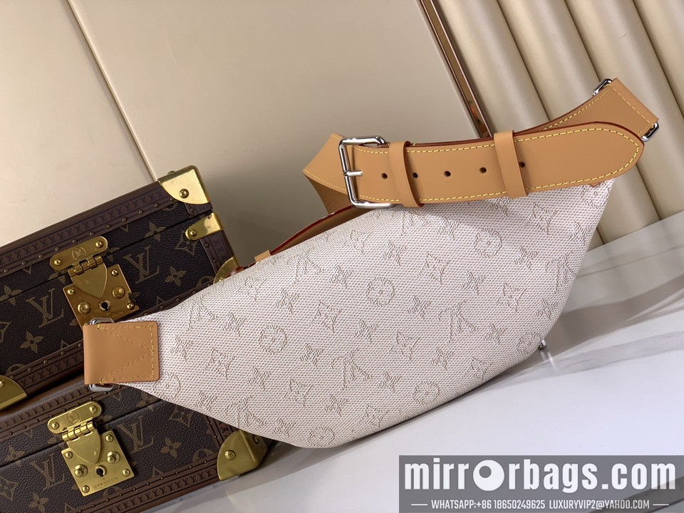 LV Bags Bumbag M27152 30x15x8cm gf