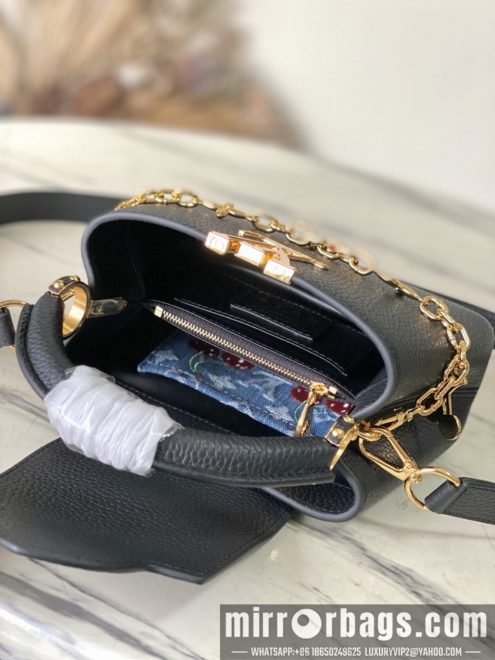 LV Bags Cap M13714 21x14x8cm gf