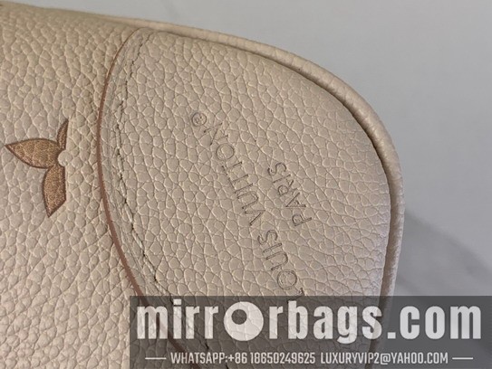 LV Bags Boulogne M14634 16x9.5x29cm gf