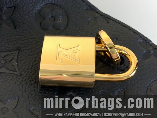LV Bags Anytime M14414 20x13x34cm gf