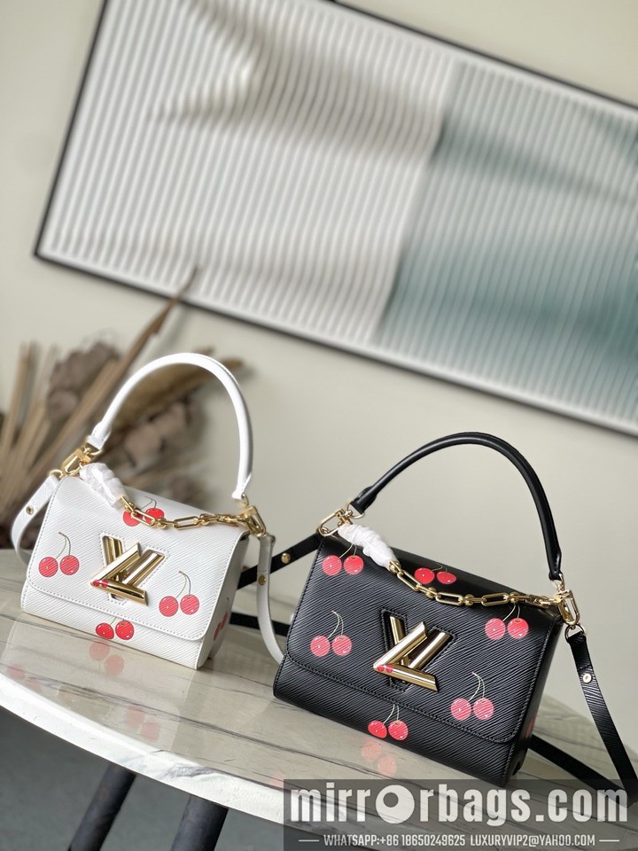 LV Bags Twist M13239 19x15x7cm gf