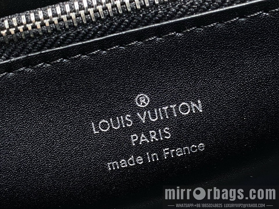 LV Bags Twist M14636 15x7x19cm gf