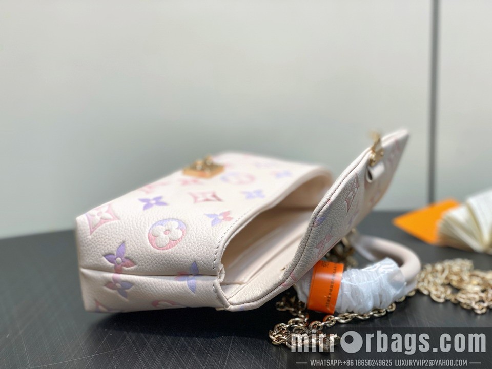 LV Bags Madeleine M25596 12.5x6x21cm gf