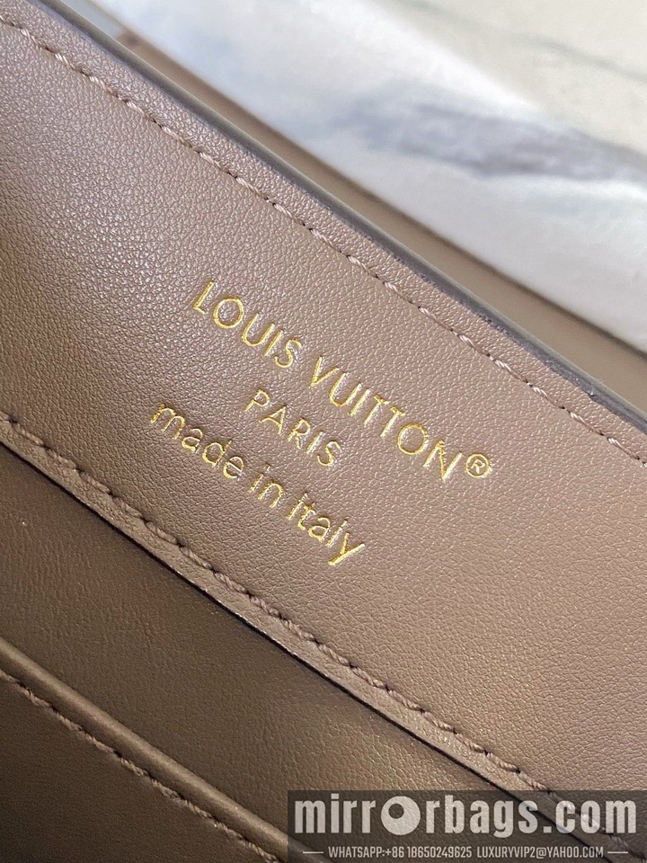 LV Bags Cap N93163 21x14x8cm gf2