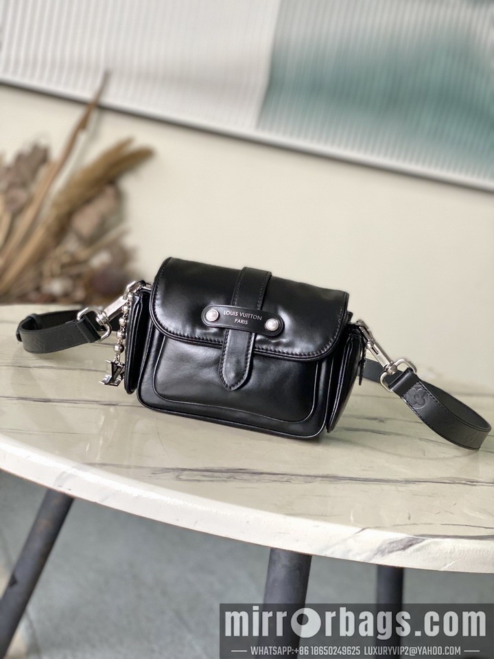 LV Bags Cargo M13989 23x14x10cm gf