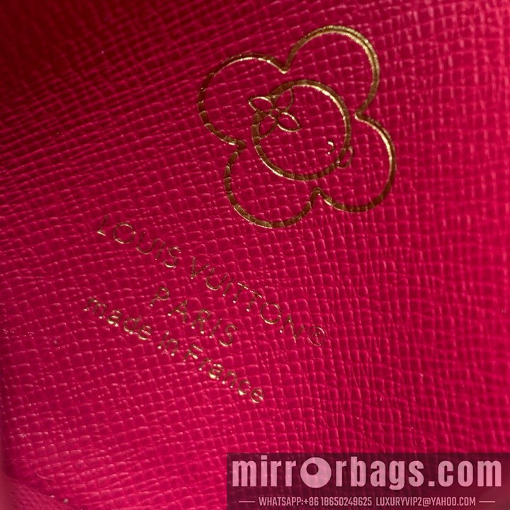 LV Bags Charms m15332 7.3x0.3x10.2cm gf