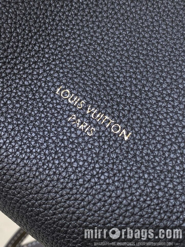 LV Bags M13667 25x15x18cm gf2
